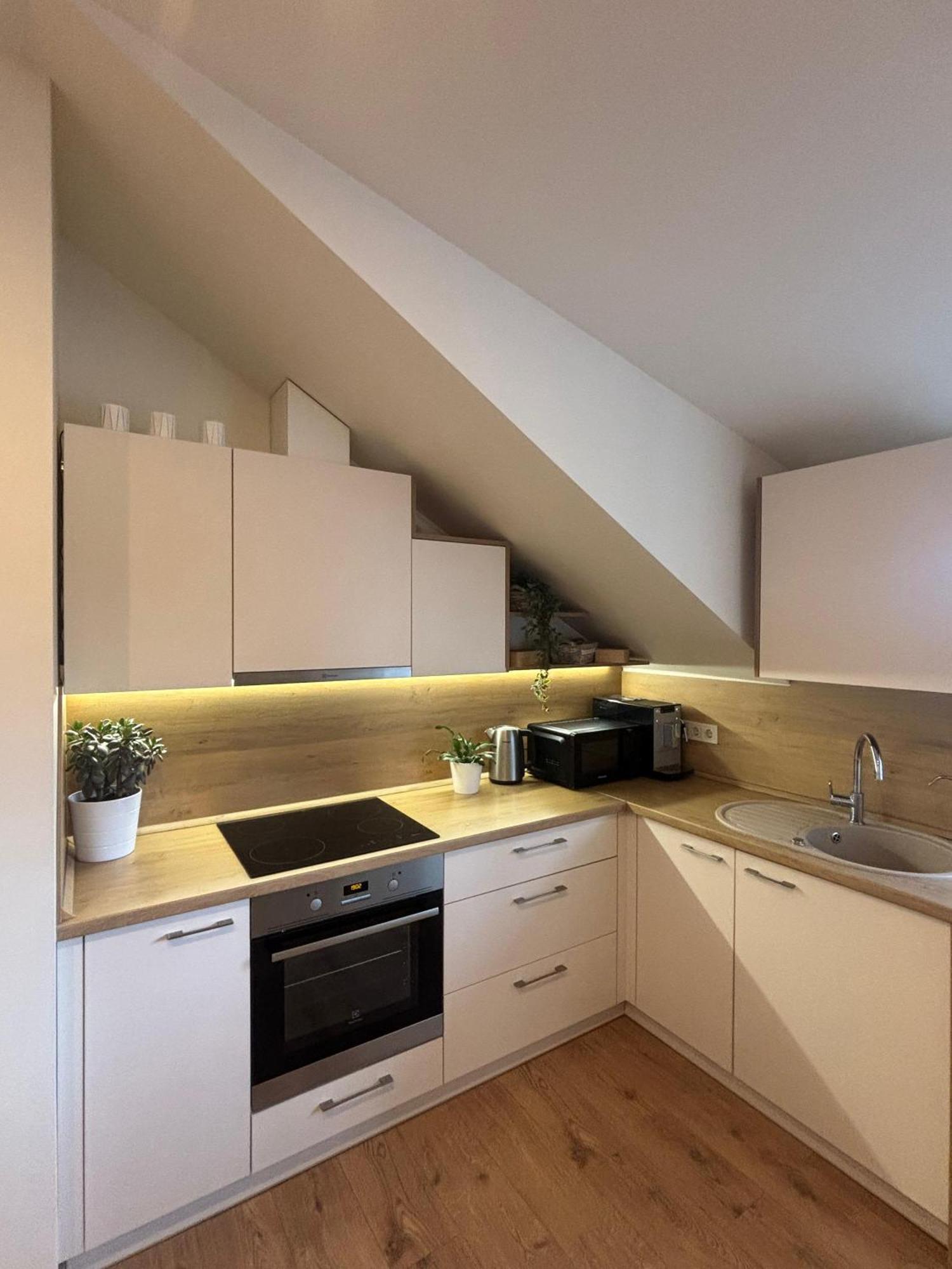 Liepaja Apartments Лієпая