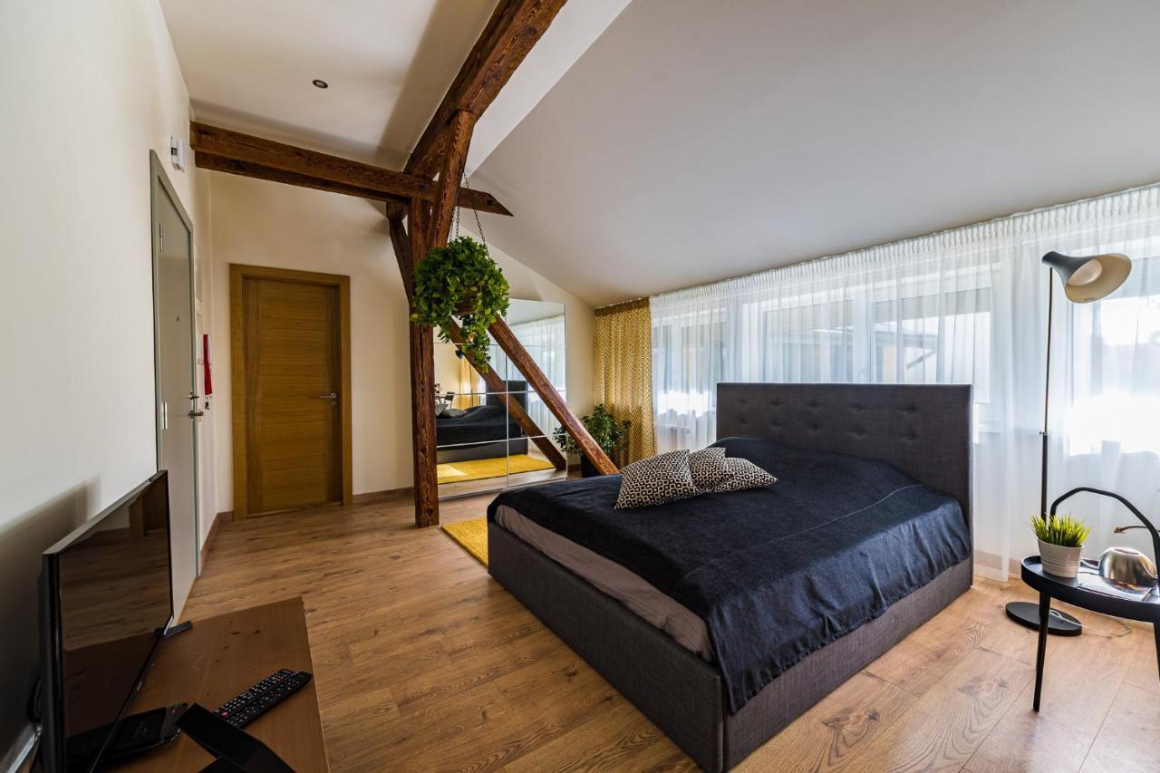Апартаменти Liepaja Apartments
